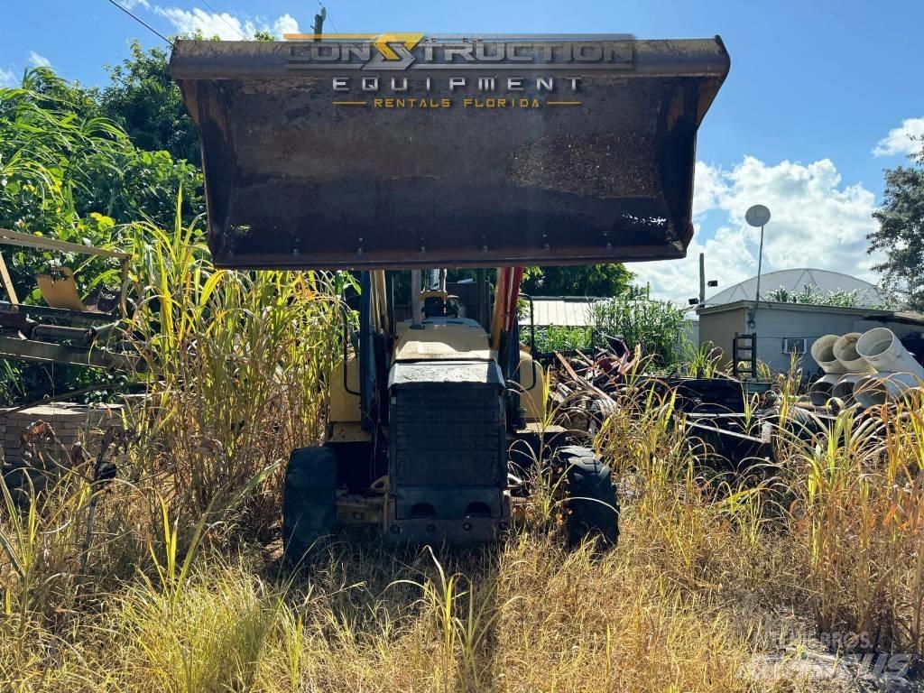 CAT 415F 2 Retroescavadoras