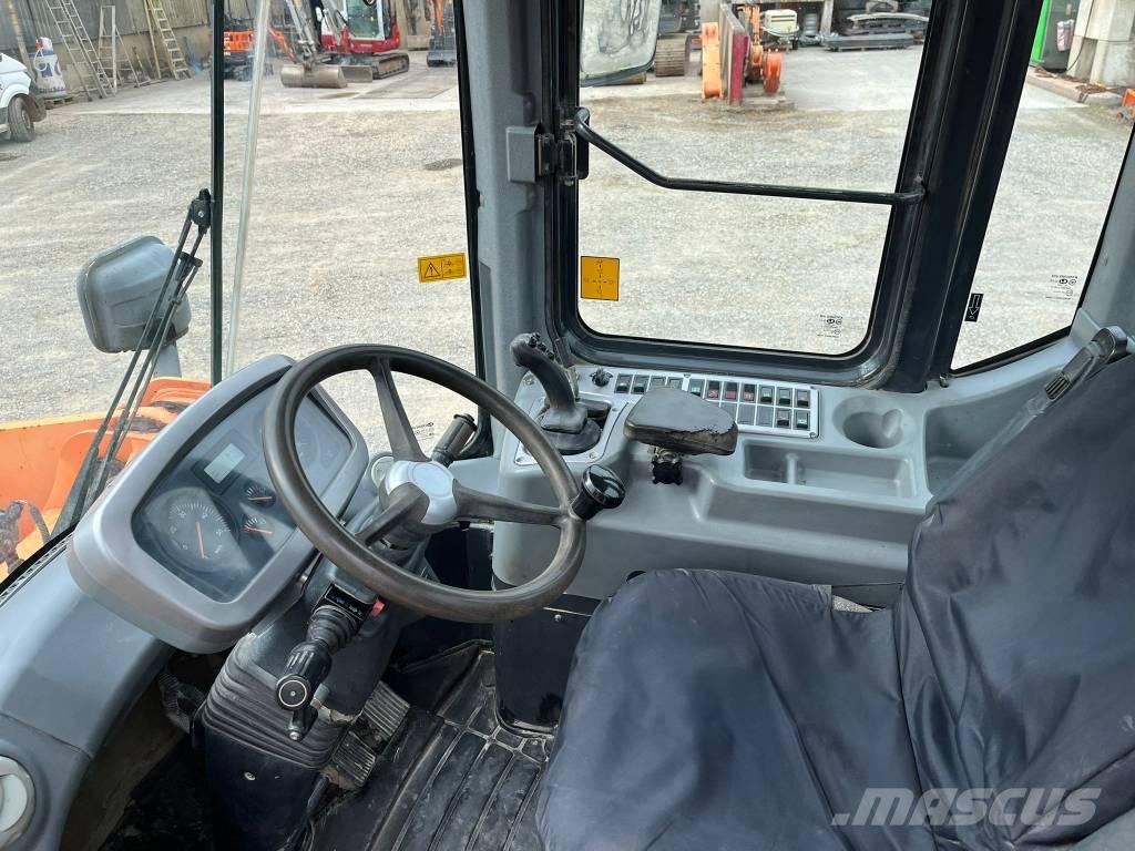 Doosan DL 200 Pás carregadoras de rodas