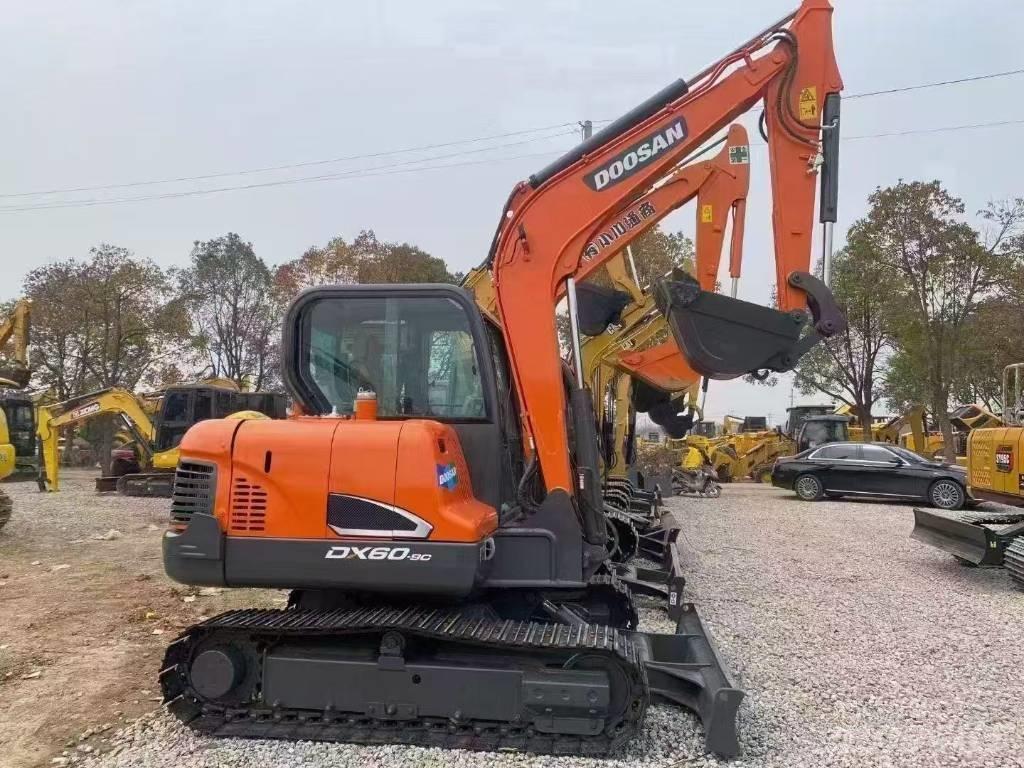 Doosan DX 60 Escavadoras de rastos
