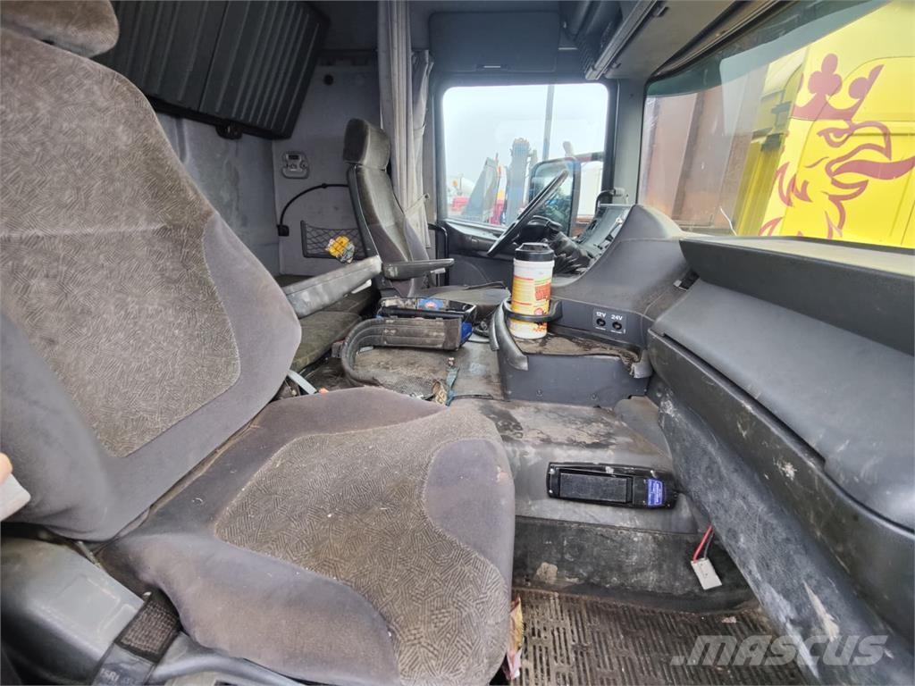 Scania G124 Camiões grua