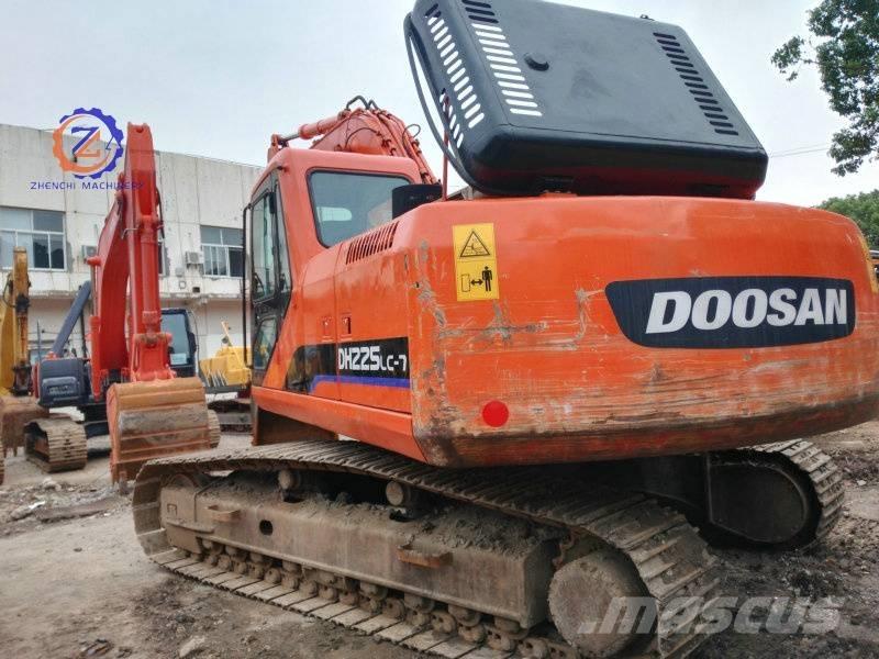 Doosan DH 225 LC-7 Escavadoras de rastos