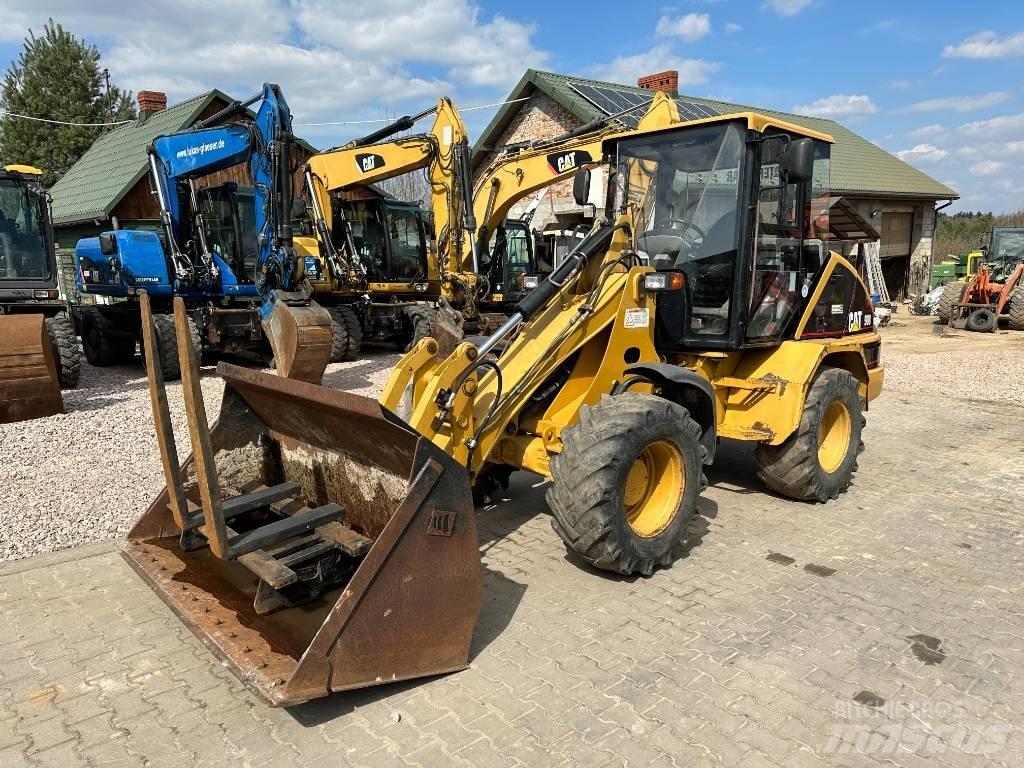 CAT 908 Pás carregadoras de rodas