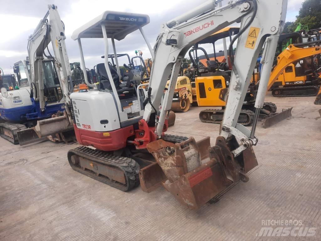 Takeuchi TB23R Mini Escavadoras <7t