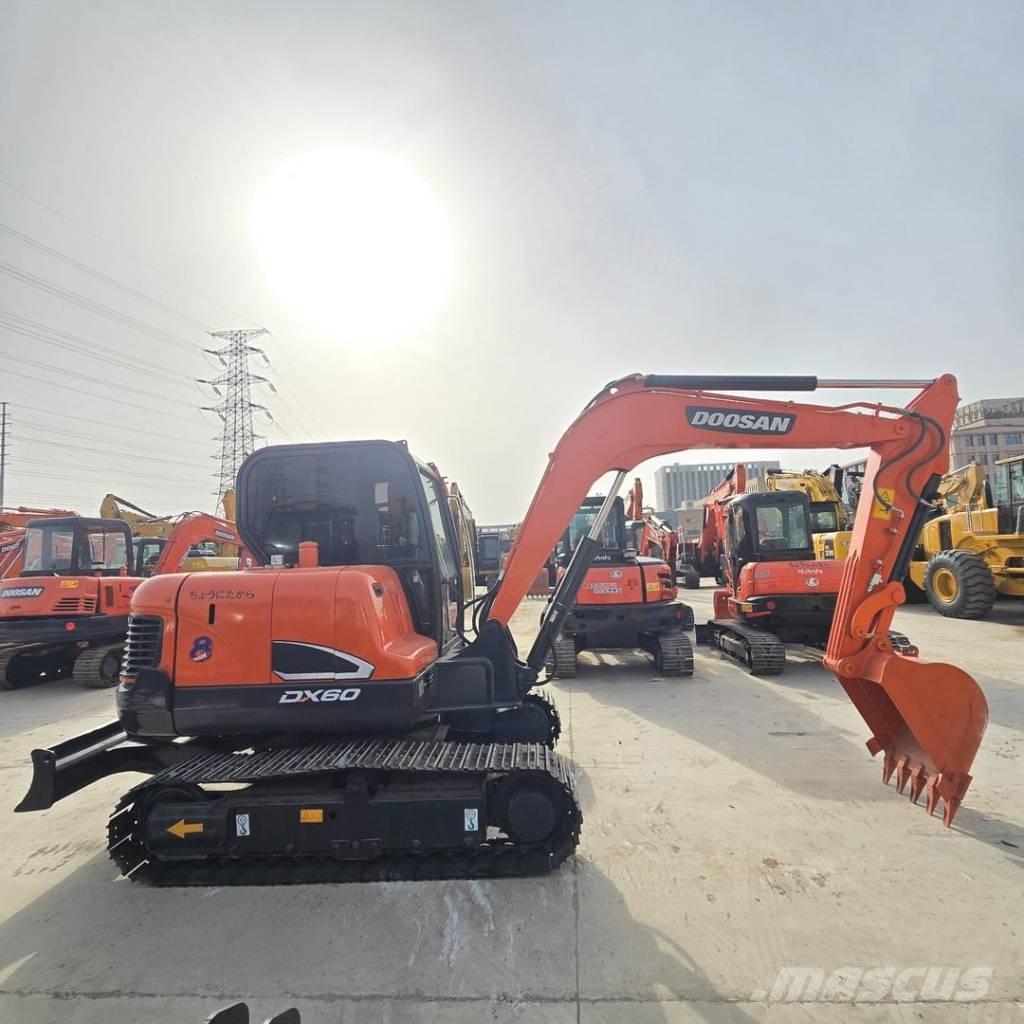 Doosan DX 60 Mini Escavadoras <7t
