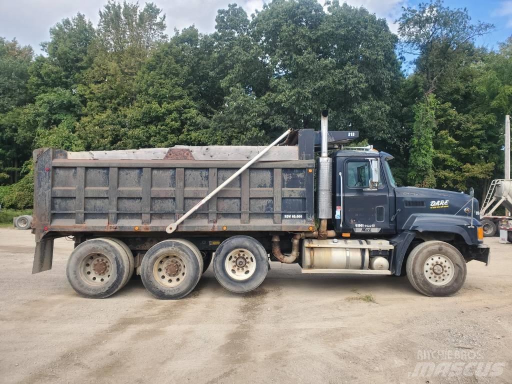 Mack CL713 Camiões basculantes