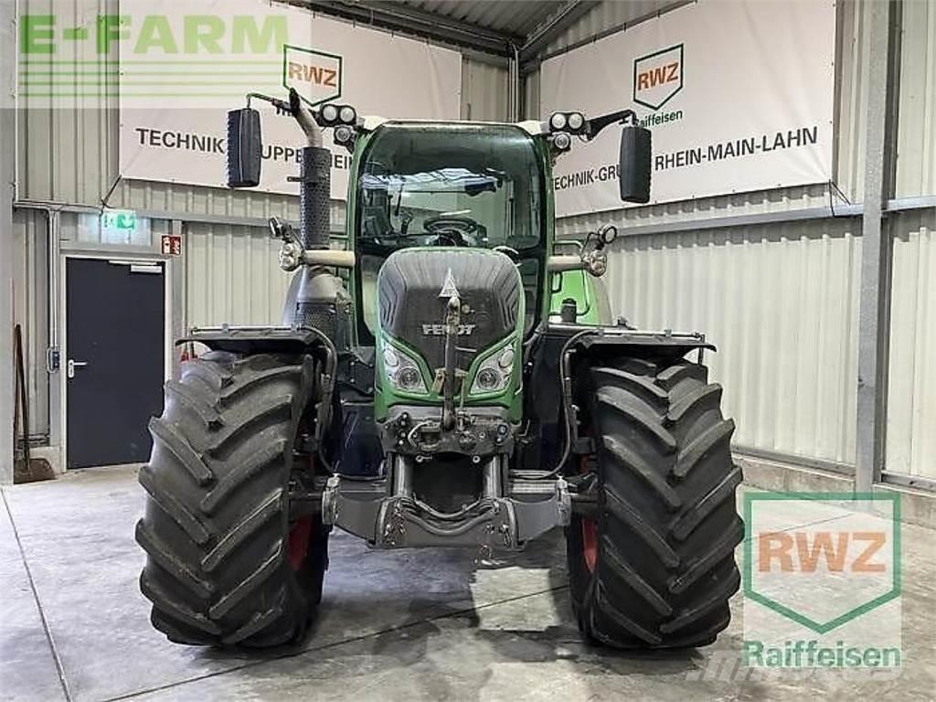 Fendt 724 vario Tratores Agrícolas usados