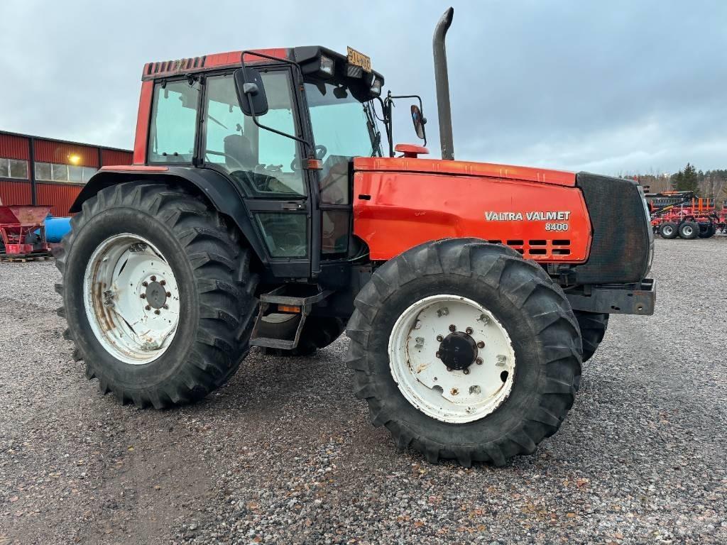Valtra Valmet 8400 Tratores Agrícolas usados