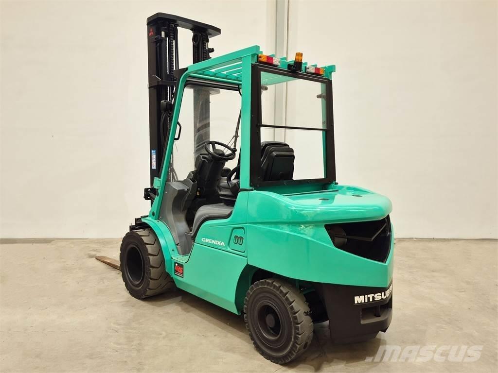Mitsubishi FD30NTD Empilhadores Diesel