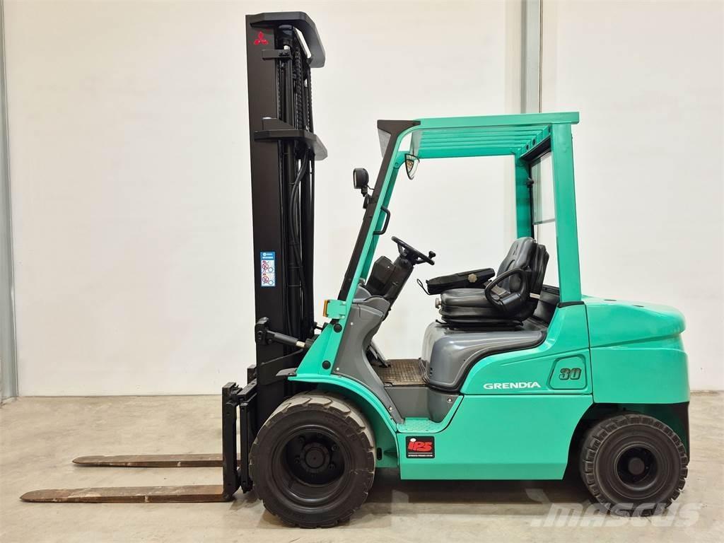 Mitsubishi FD30NTD Empilhadores Diesel