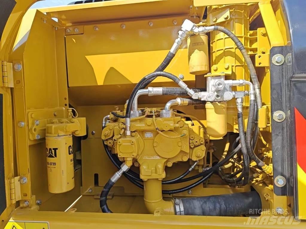 CAT 320 D2 Escavadoras de rastos