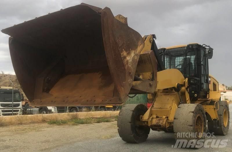 CAT 926M Pás carregadoras de rodas