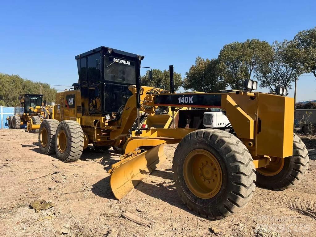 CAT 140K Motoniveladoras