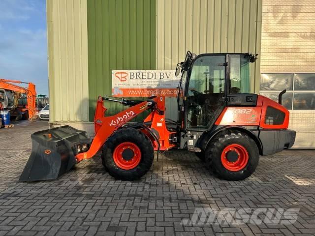Kubota R 082 Pás carregadoras de rodas