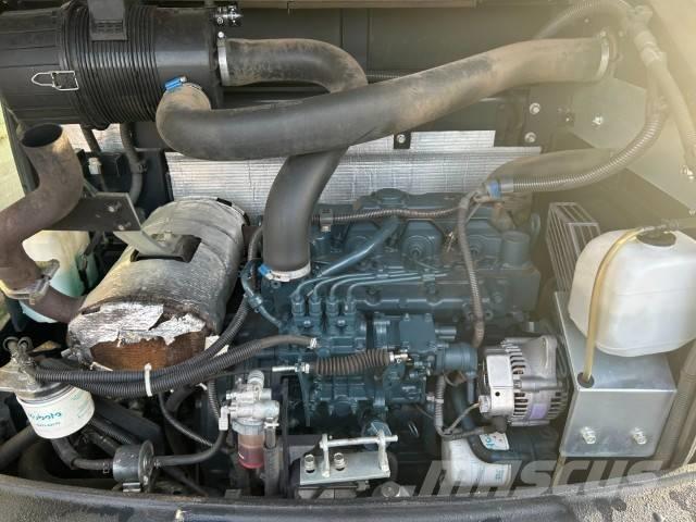 Kubota R 082 Pás carregadoras de rodas