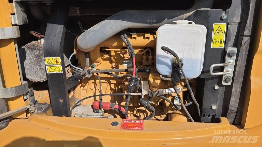 CAT 305E 2CR Mini Escavadoras <7t