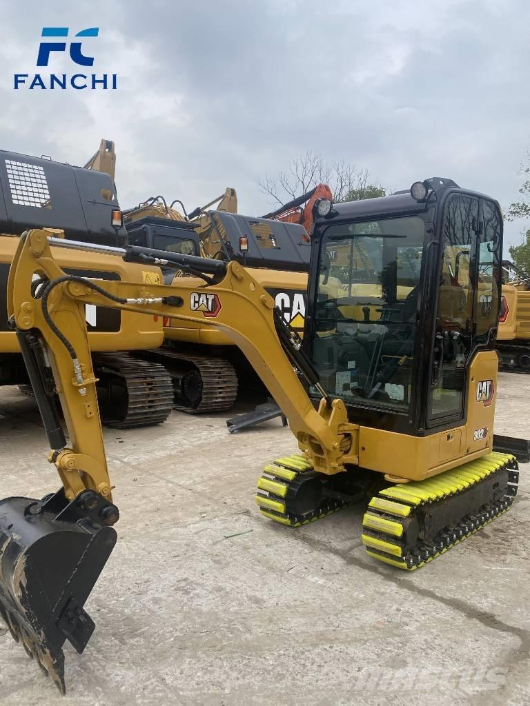 CAT 302 Mini Escavadoras <7t