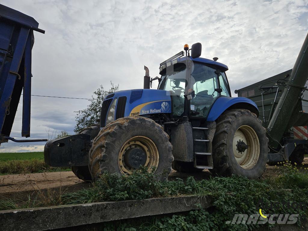 New Holland T 8040 Tratores Agrícolas usados