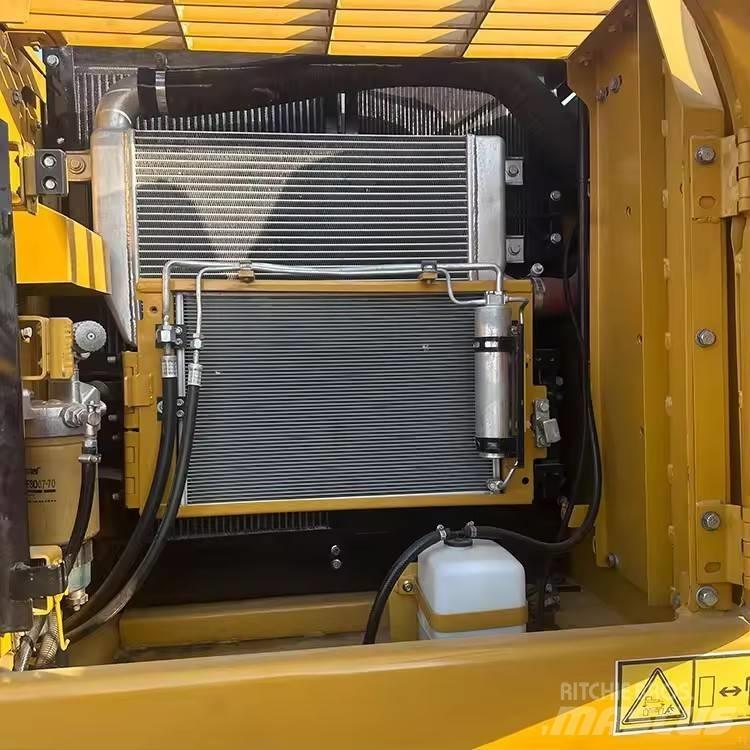 CAT 320 D2L Escavadoras de rastos