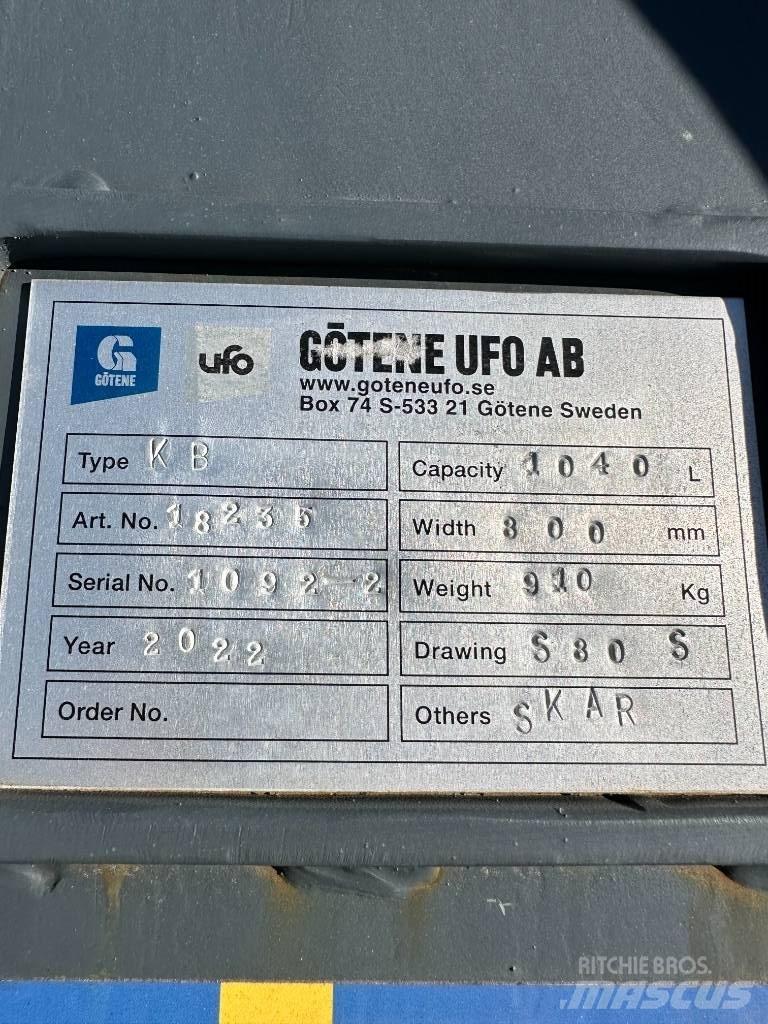 UFO KB-S80 Escavadoras de rastos