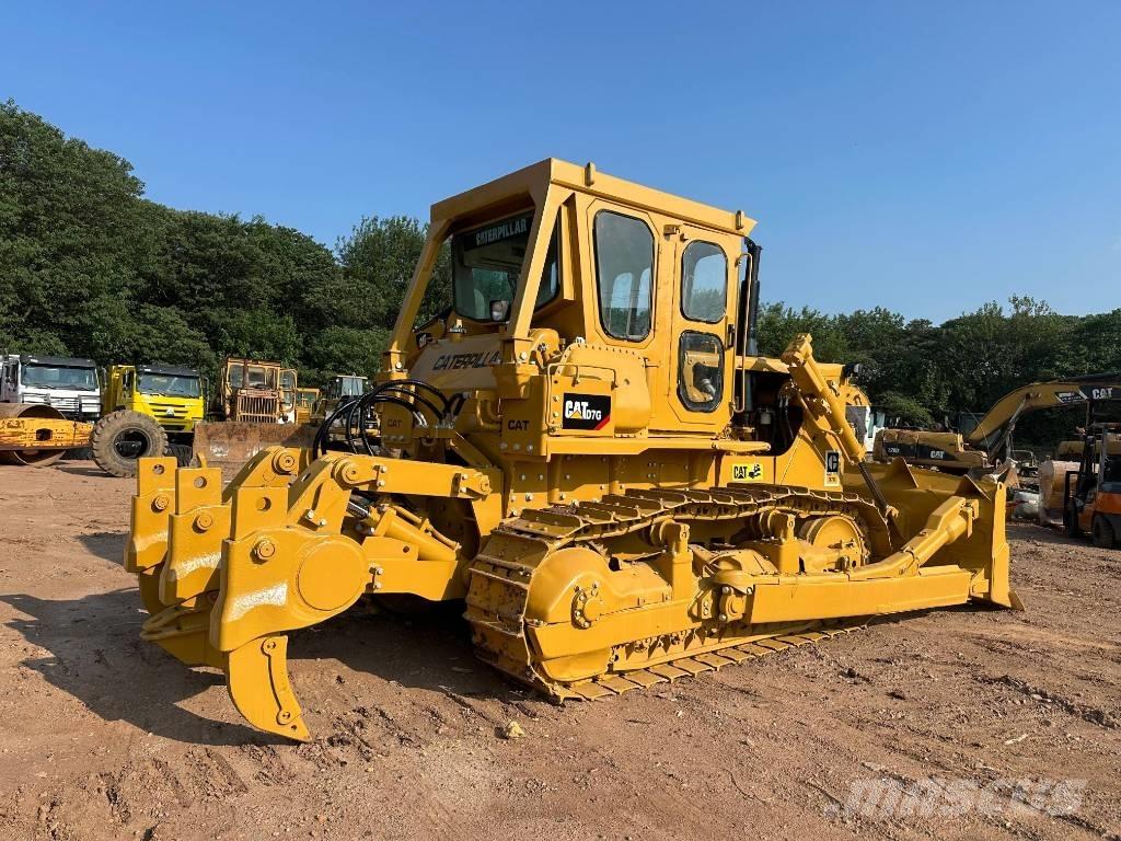 CAT D7G Dozers - Tratores rastos