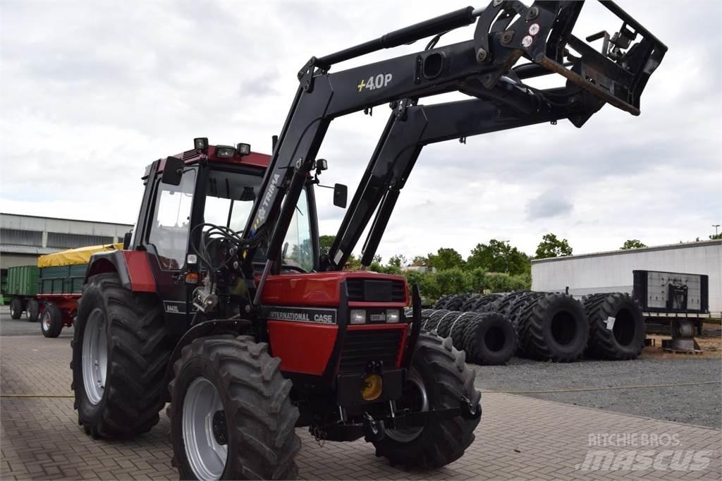 Case IH 844 A/S Tratores Agrícolas usados
