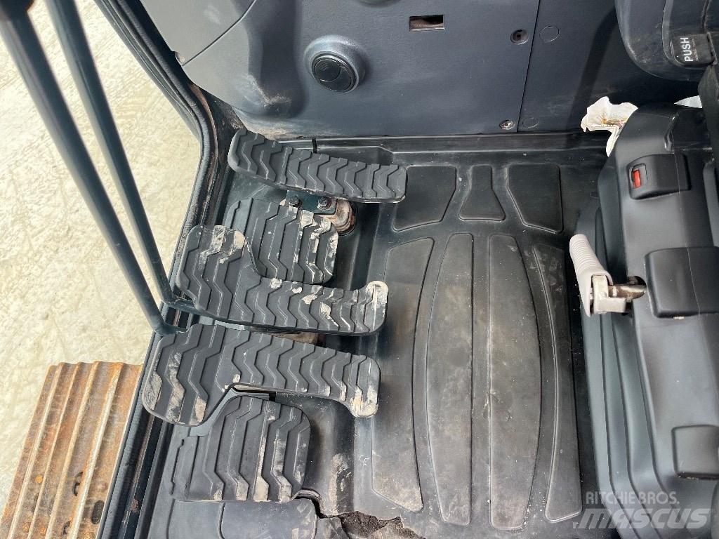 Hyundai 140LC-9A Escavadoras de rastos