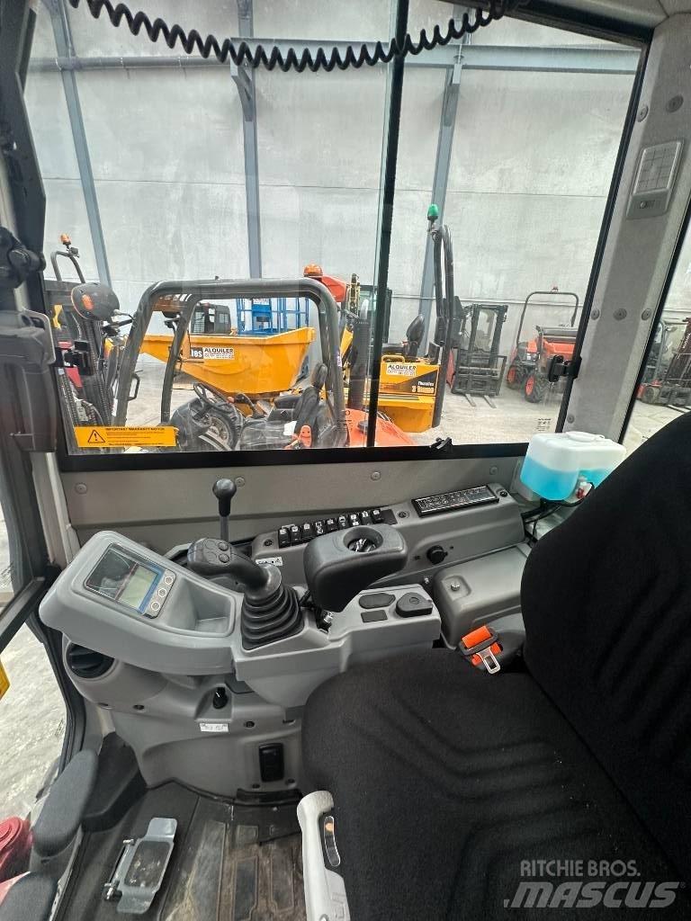 Takeuchi TB 325 R Mini Escavadoras <7t