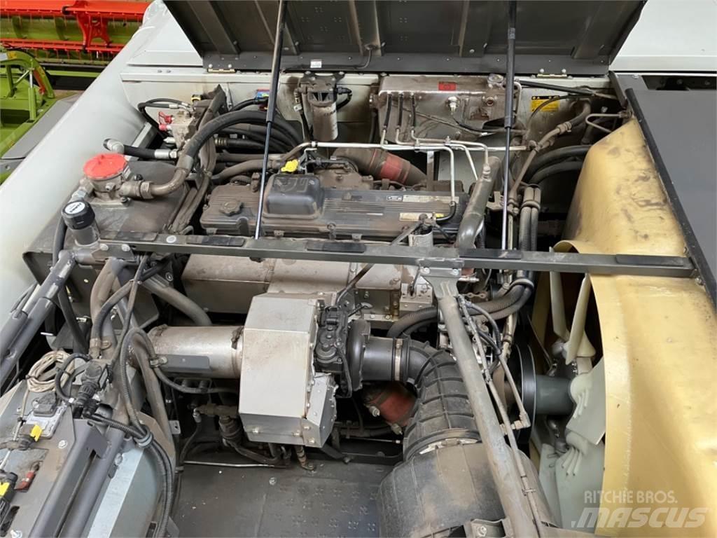 CLAAS TRION 730 Ceifeiras debulhadoras