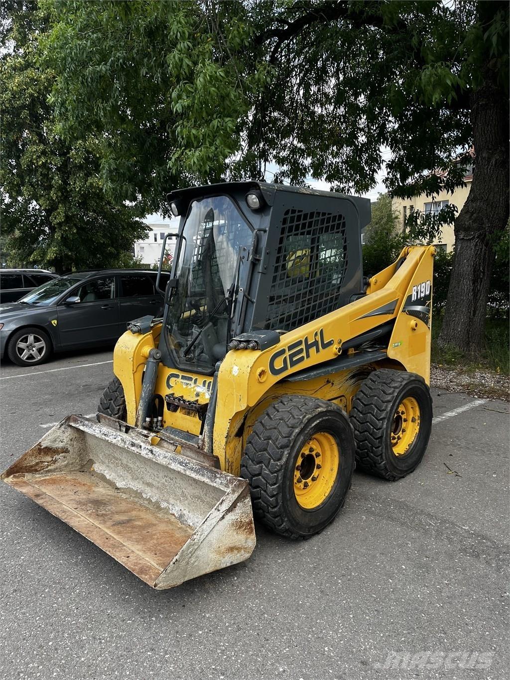 Gehl R 190 Carregadoras de direcção deslizante