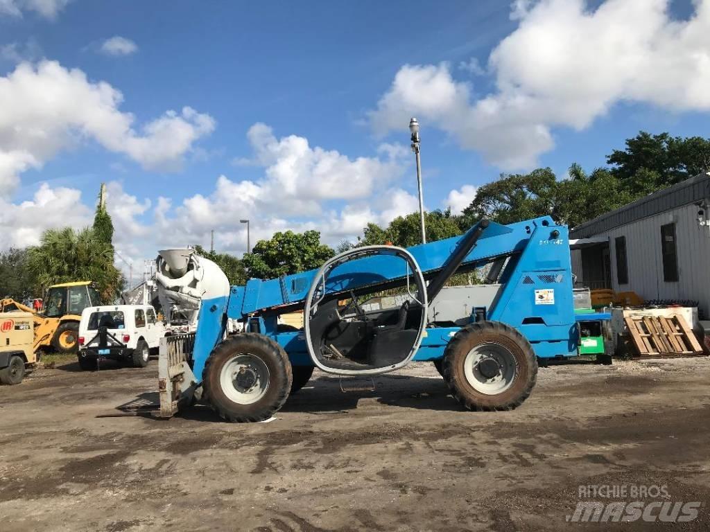 Genie GTH 842 Manipuladores telescópicos