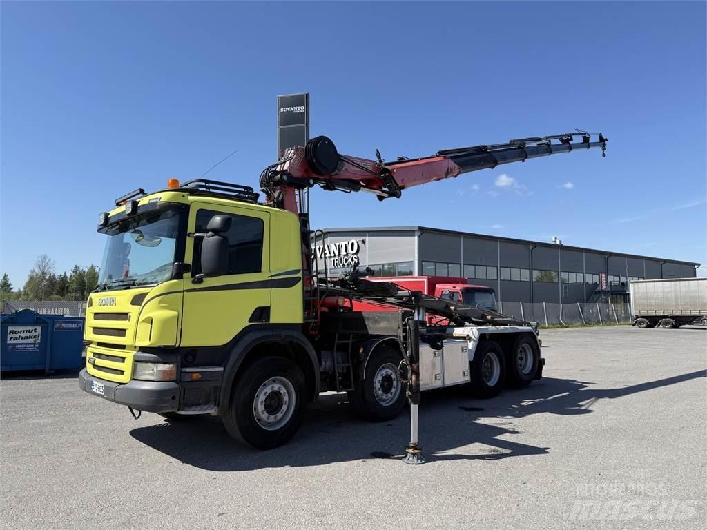 Scania P420 8X2 Camiões grua
