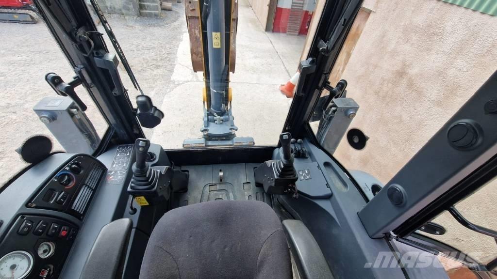 Terex TLB 890 Retroescavadoras