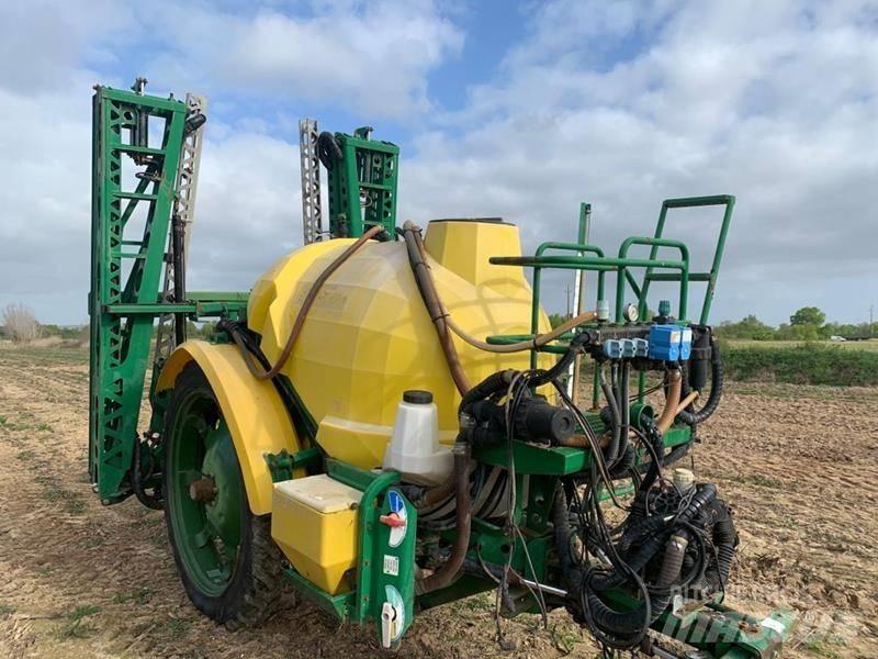 Pacific 3000 lts Pulverizadores rebocados