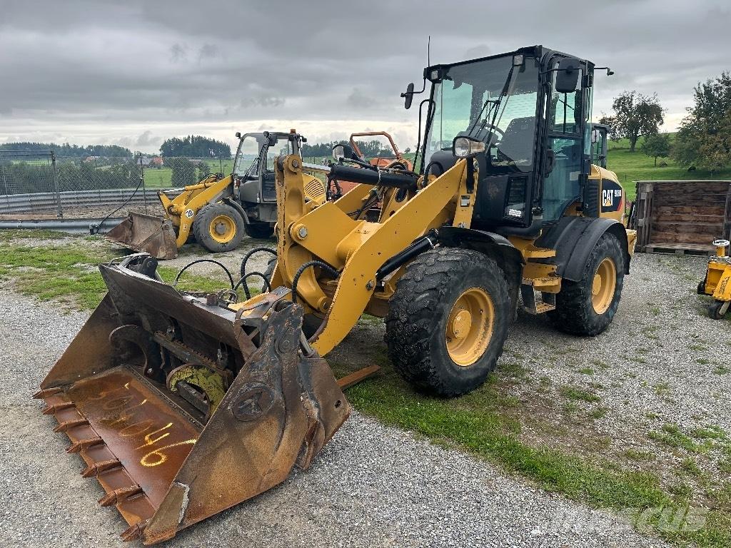 CAT 908M Radlader Pás carregadoras de rodas