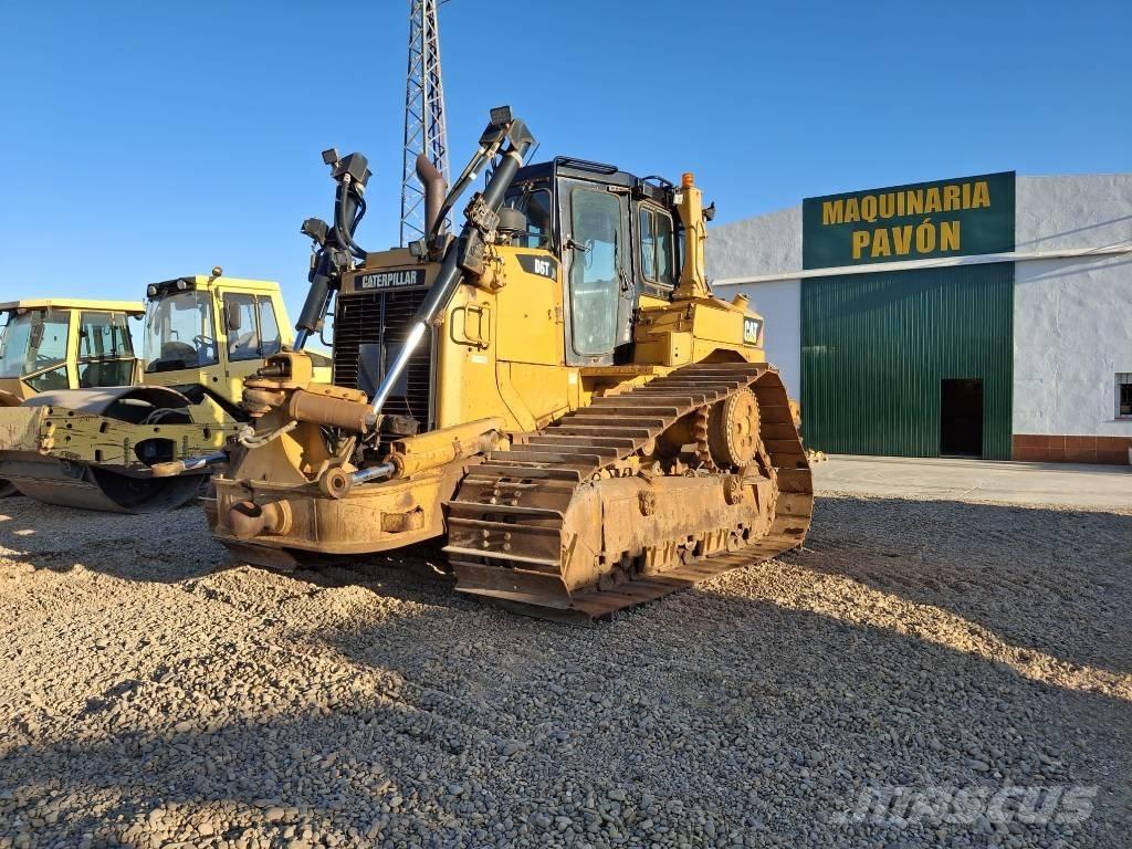 CAT D 6 T LGP Dozers - Tratores rastos
