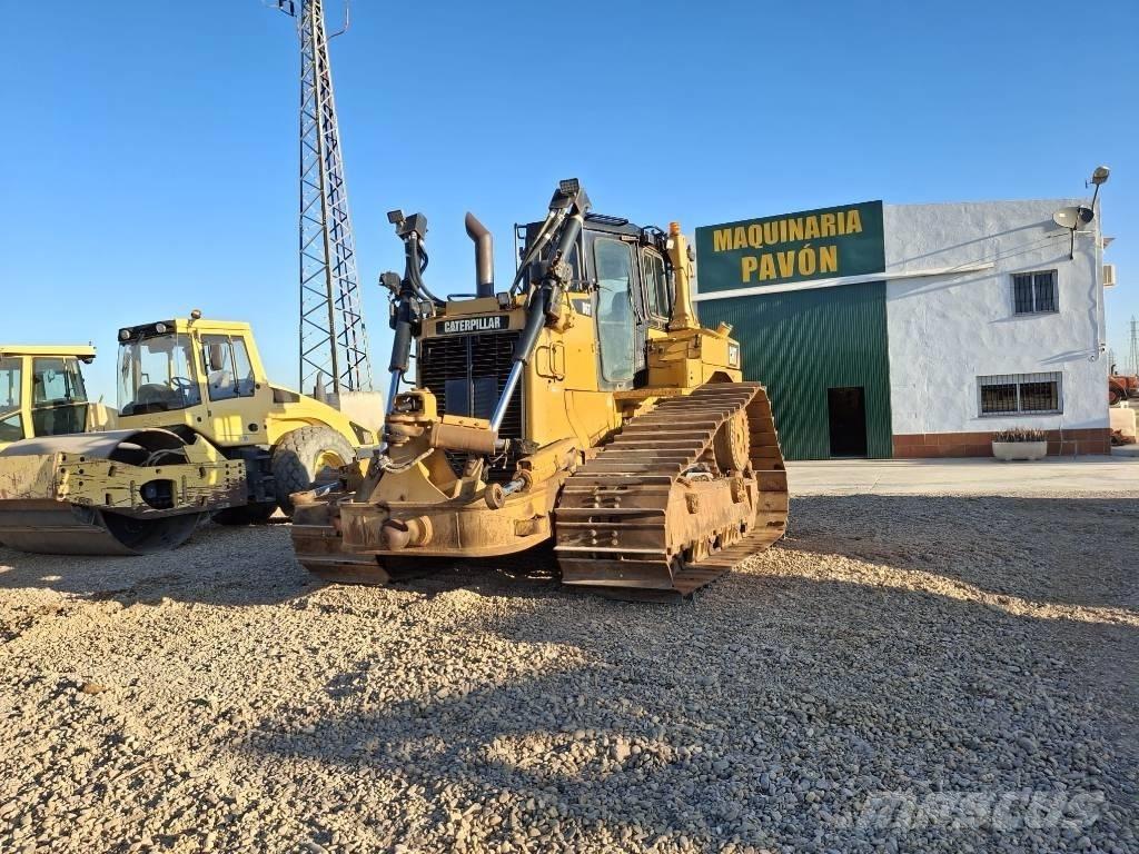 CAT D 6 T LGP Dozers - Tratores rastos