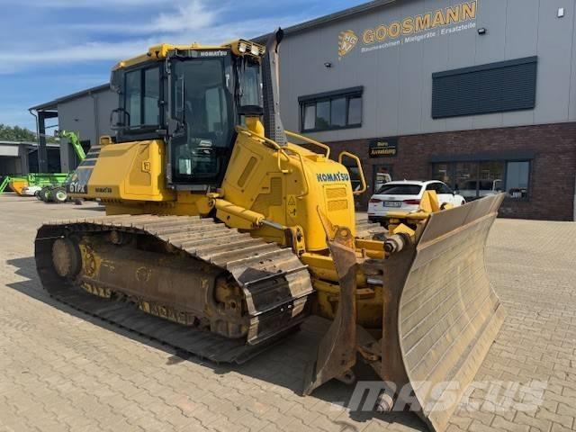 Komatsu D 61 PX-23 Dozers - Tratores rastos