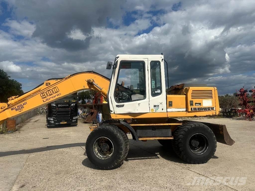 Liebherr A900 Escavadoras de rodas