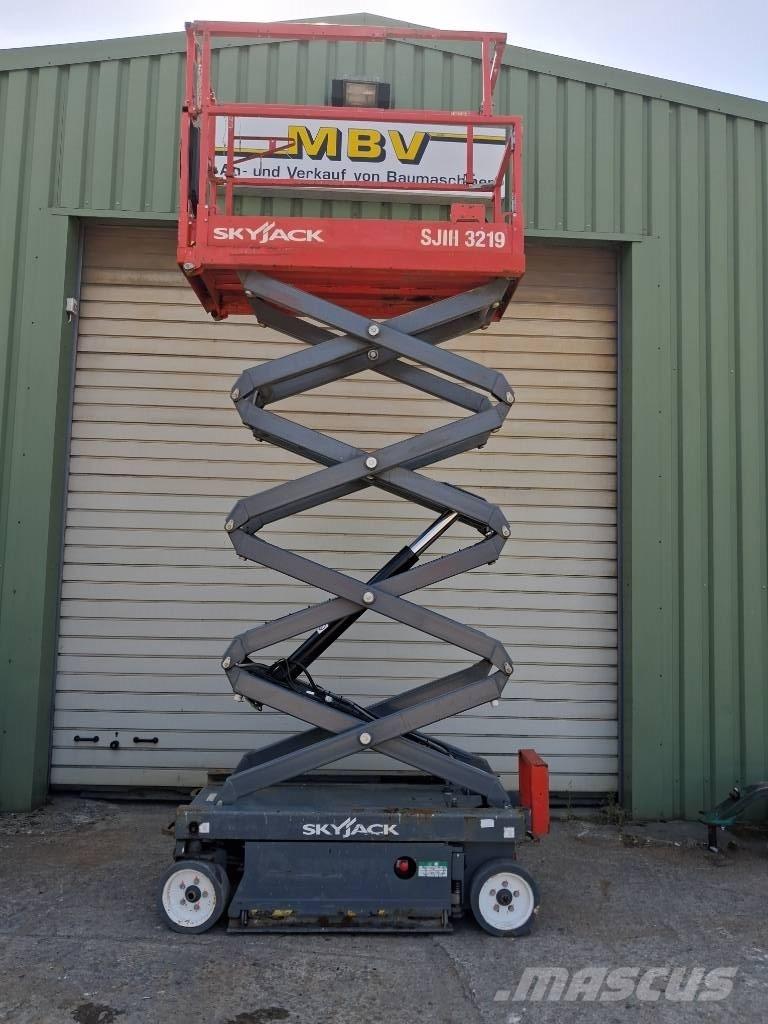 SkyJack SJ III 3219 Elevadores de tesoura