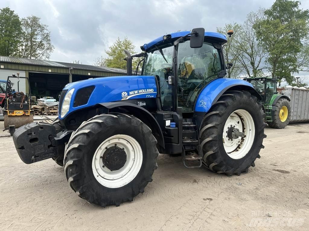 New Holland T7.235 Tratores Agrícolas usados