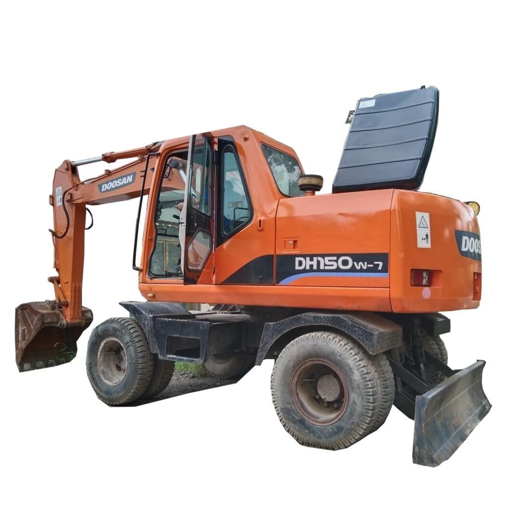 Doosan DH 150 W-7 Escavadoras de rodas