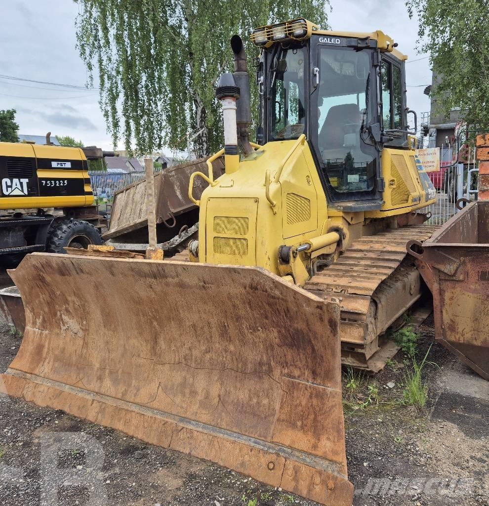 Komatsu D 51 EX-22 Dozers - Tratores rastos