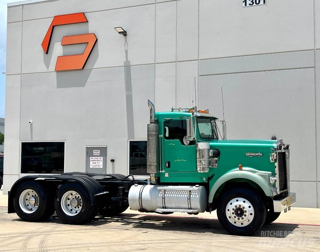 Kenworth W 900 Tractores (camiões)