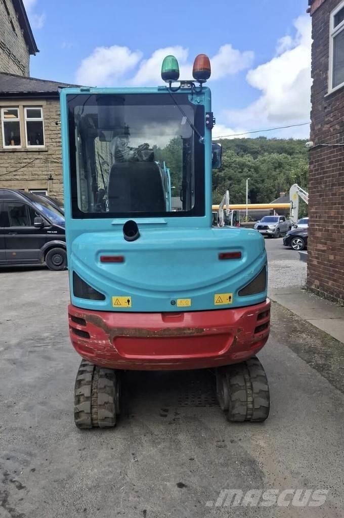 Takeuchi TB230 Mini Escavadoras <7t
