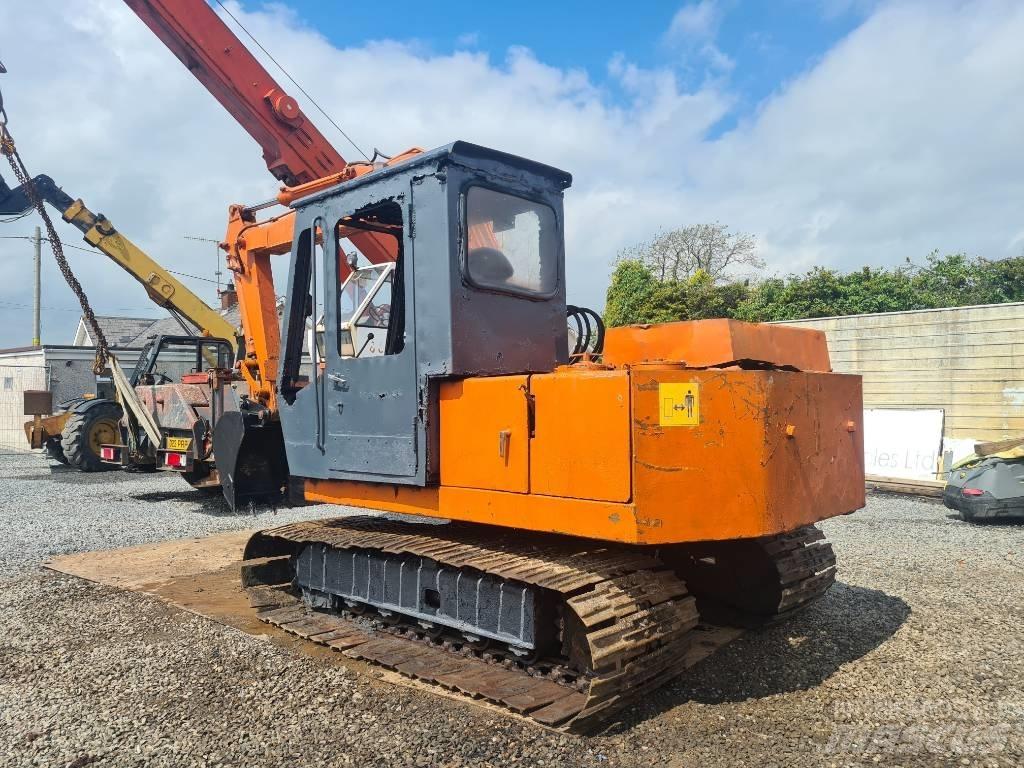 Hitachi UH 02 Mini Escavadoras <7t