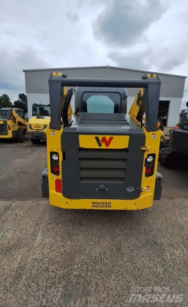Wacker Neuson ST 31 Carregadoras de direcção deslizante