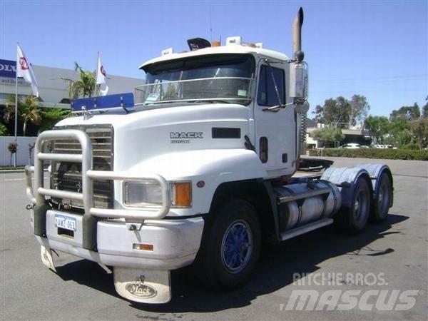 Mack Fleetliner Tractores (camiões)