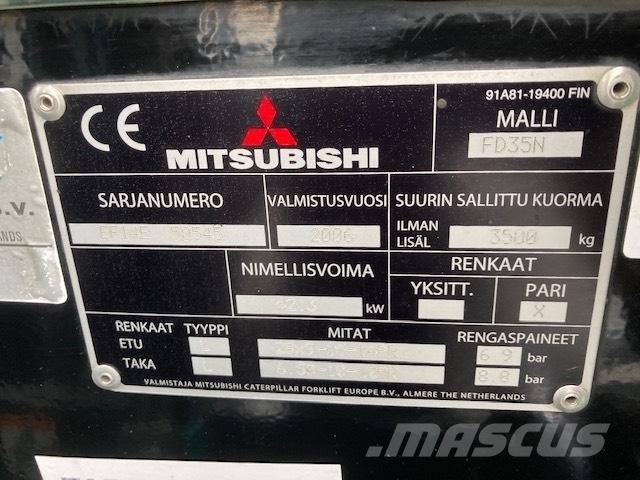 Mitsubishi FD35N Empilhadores Diesel