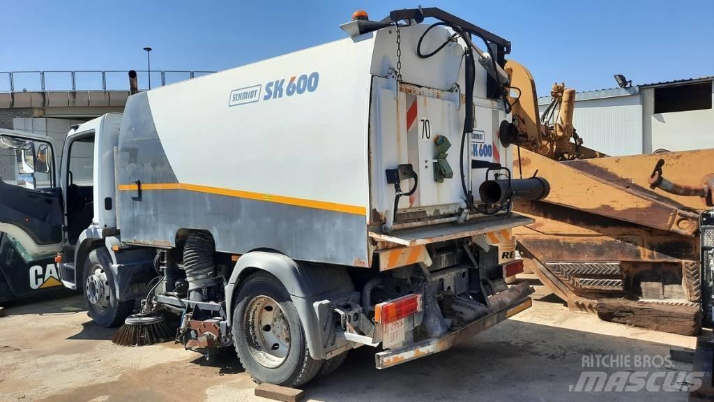 Mercedes-Benz SK600 Camiões varredores