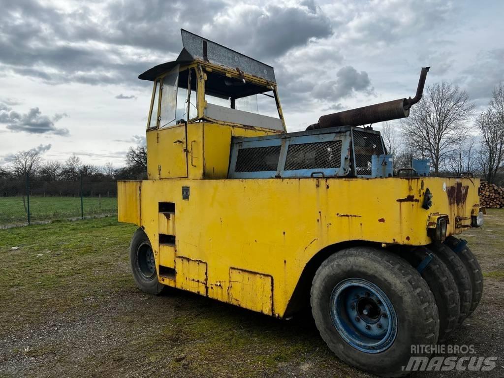 Hamm GRW 10 Cilindros Compactadores de pneus